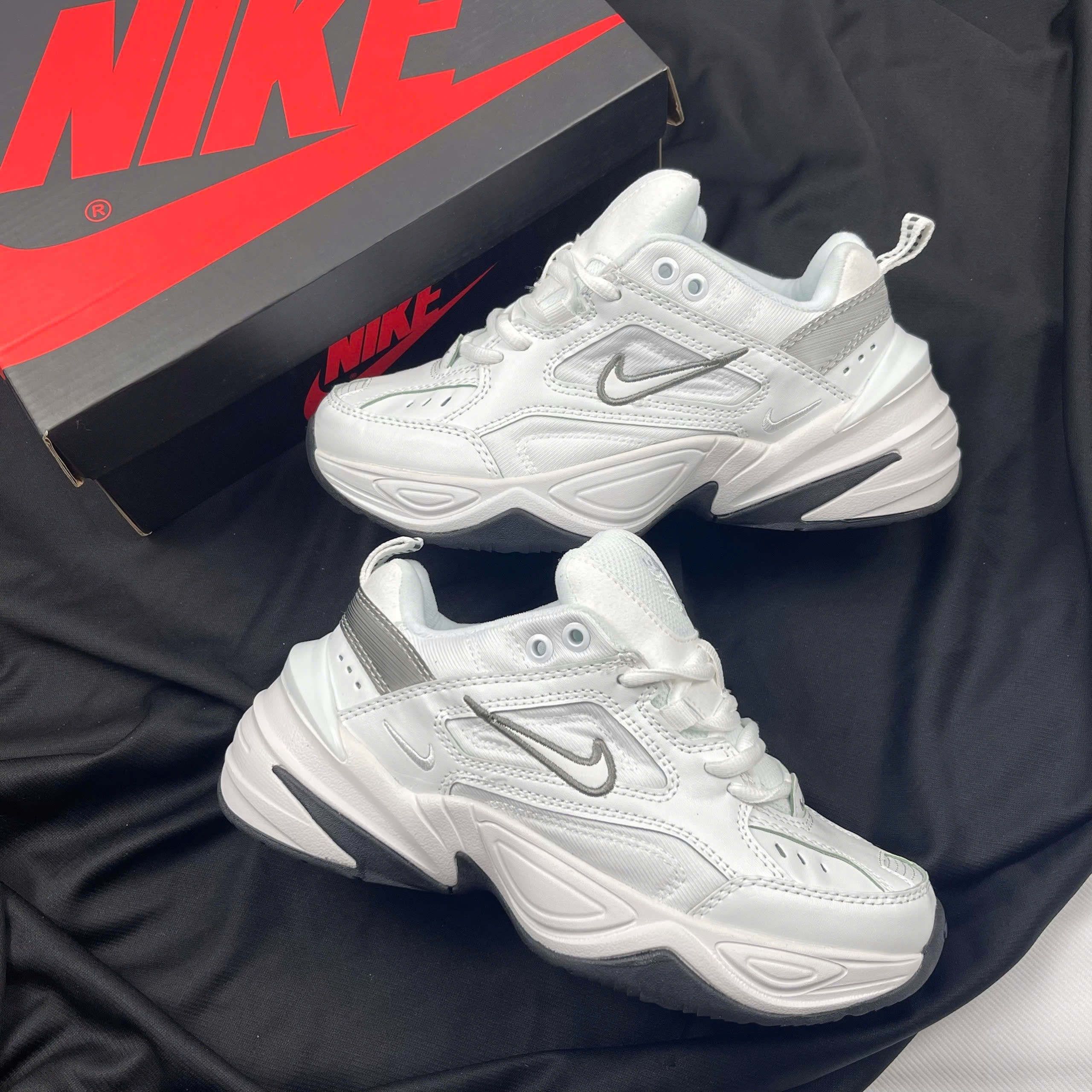 NIKE M2K TEKNO TRẮNG ĐEN REP 1:1